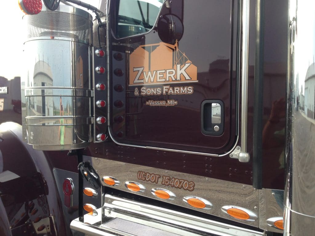 092 2 | Zwerk and Sons Farms